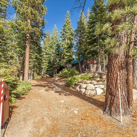 Coziest Cabin In Tahoe W Stone Fireplace Comfy Beds Close To Slopes & Lake Carnelian Bay Екстериор снимка