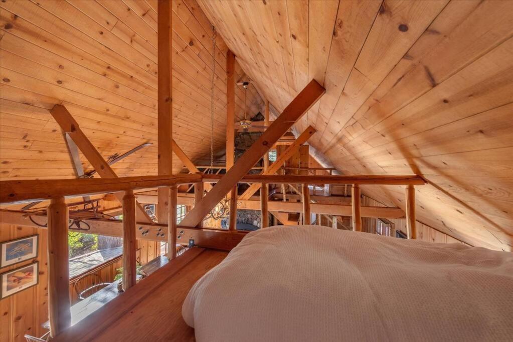 Coziest Cabin In Tahoe W Stone Fireplace Comfy Beds Close To Slopes & Lake Carnelian Bay Екстериор снимка