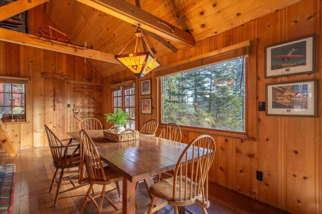 Coziest Cabin In Tahoe W Stone Fireplace Comfy Beds Close To Slopes & Lake Carnelian Bay Екстериор снимка