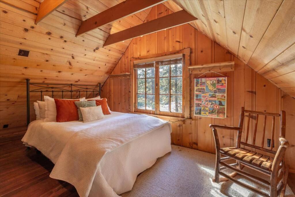 Coziest Cabin In Tahoe W Stone Fireplace Comfy Beds Close To Slopes & Lake Carnelian Bay Екстериор снимка