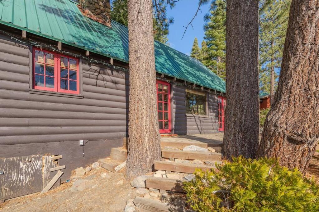 Coziest Cabin In Tahoe W Stone Fireplace Comfy Beds Close To Slopes & Lake Carnelian Bay Екстериор снимка